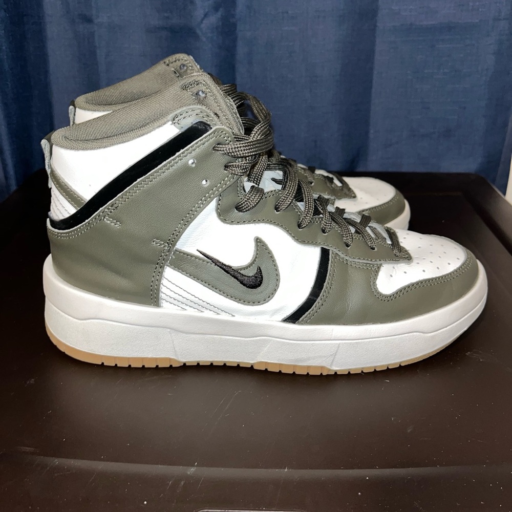 Women’s Nike Dunk High